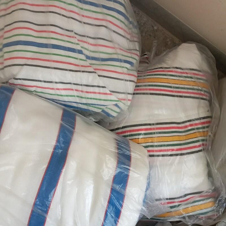 چادر ماشین نخی ضخیم مخصوص 206 صندوقدار ( SD )( برزنتی نخی ضخیم و با ضمانت مقاومت در برابر افتاب)