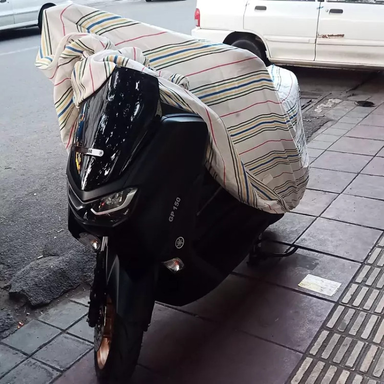 چادر موتورسیکلت یاماها