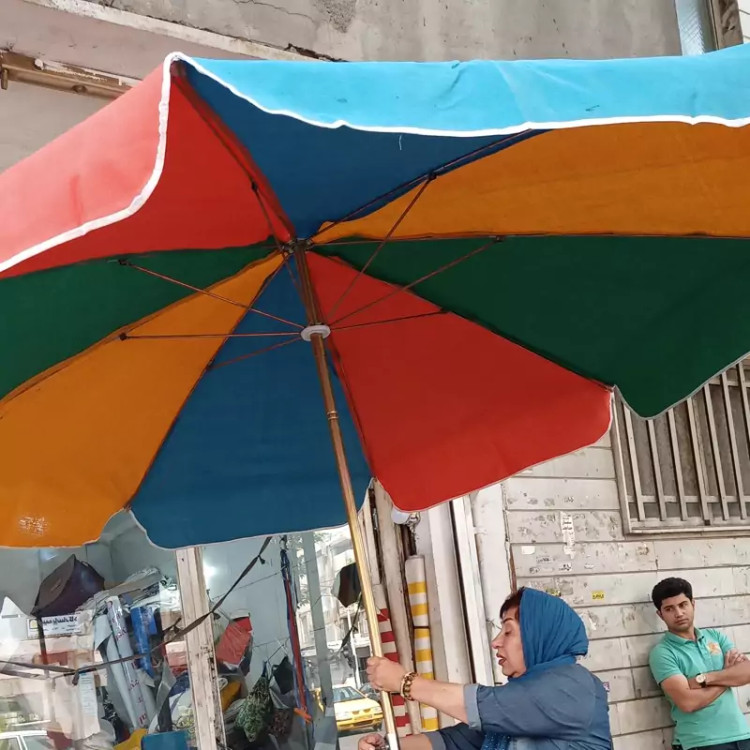 چتر هشت ضلعی برزنتی 2 متری مناسب آفتاب چند رنگ