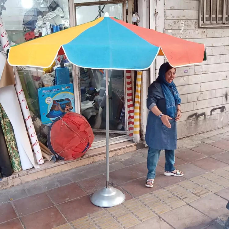 چتر هشت ضلعی برزنتی 2 متری مناسب آفتاب چند رنگ