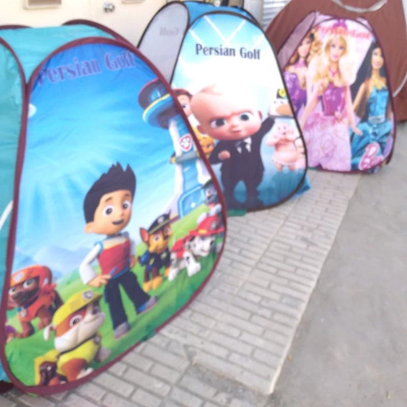 چادر مسافرتی و بازی بچه
