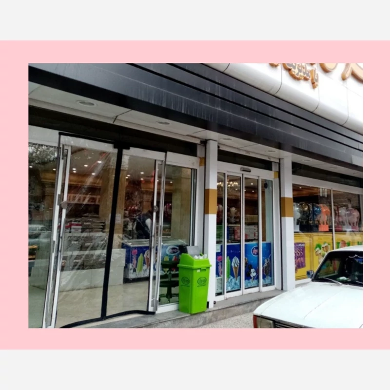 پرده پلاستیکی مگنتی 100 در 280 سانت ( ضمانتی ) مدل آهنربا یکسره درب پلاستیکی آهنربایی طلقی درب آهنربادار
