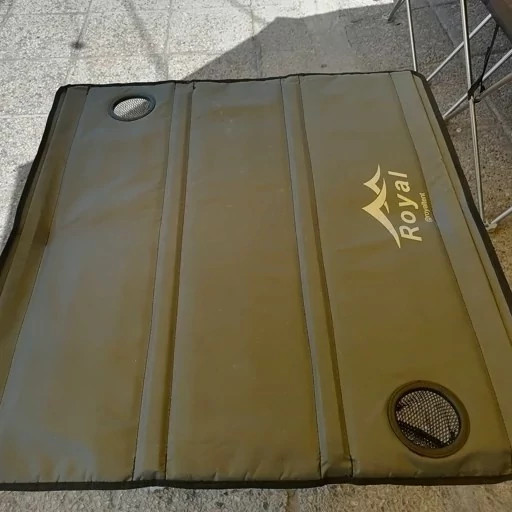 میز مسافرتی تاشو