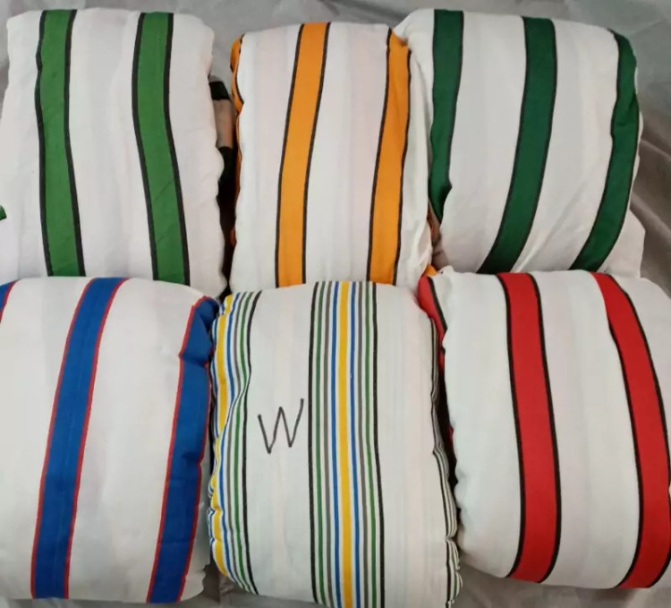 چادر ماشین نخی پشت کرکی مخصوص بسترن بی 50 اف B50F (داخل پنبه ای، ضد خش و مقاوم به آفتاب)(زمینه سفید) (کپی)